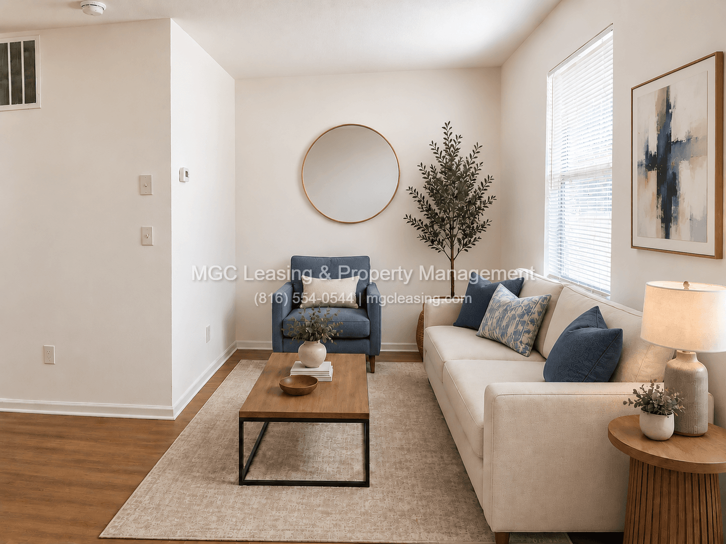Lees Summit Apartment: 309 SE Grand Ave Apt 5