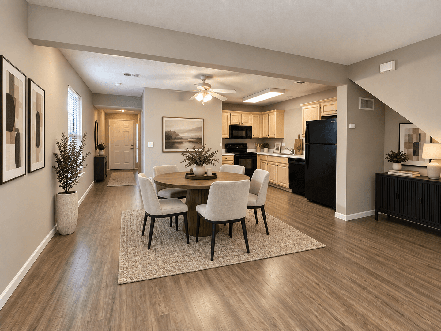Harrisonville Townhome: 1109-1115 Garden Way