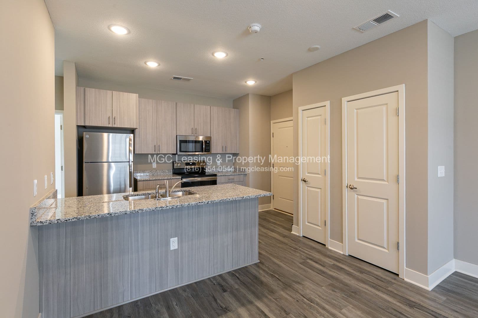Kansas City Apartment: 5511 NE 80th Ter