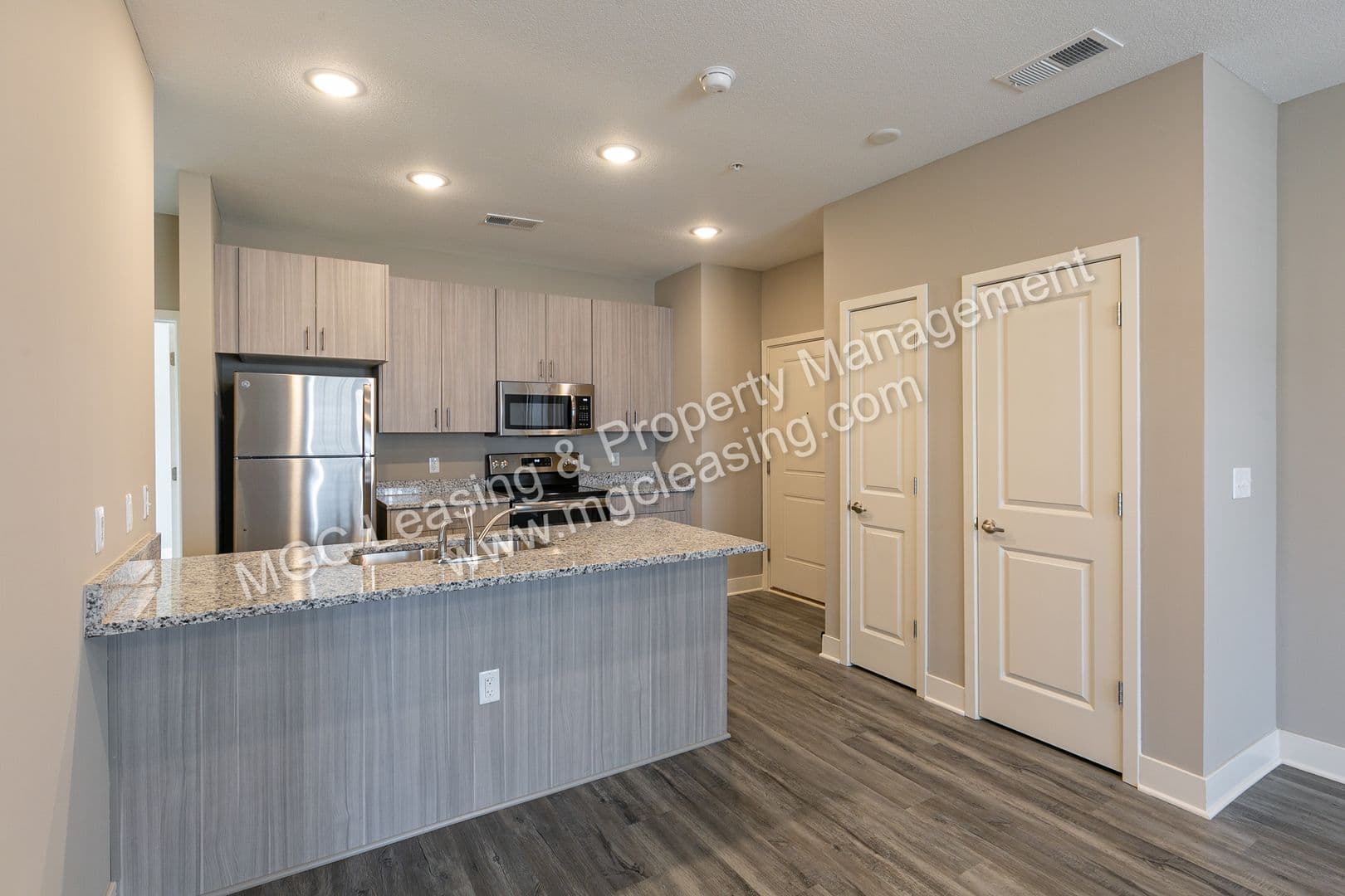 Kansas City Apartment: 5511 NE 80th Ter