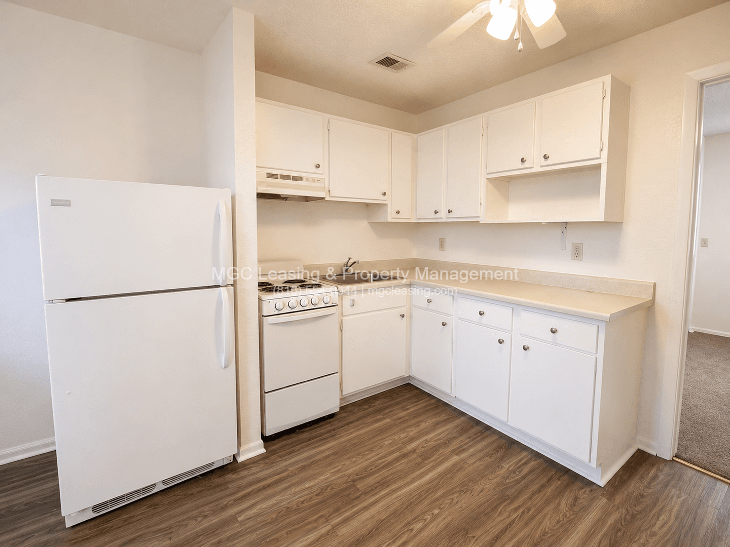 Lees Summit Apartment: 309 SE Grand Ave Apt 5