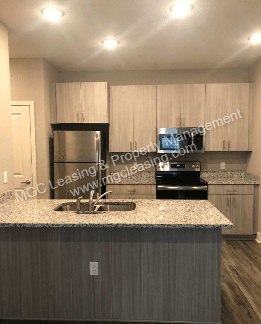 Kansas City Apartment: 5511 NE 80th Ter