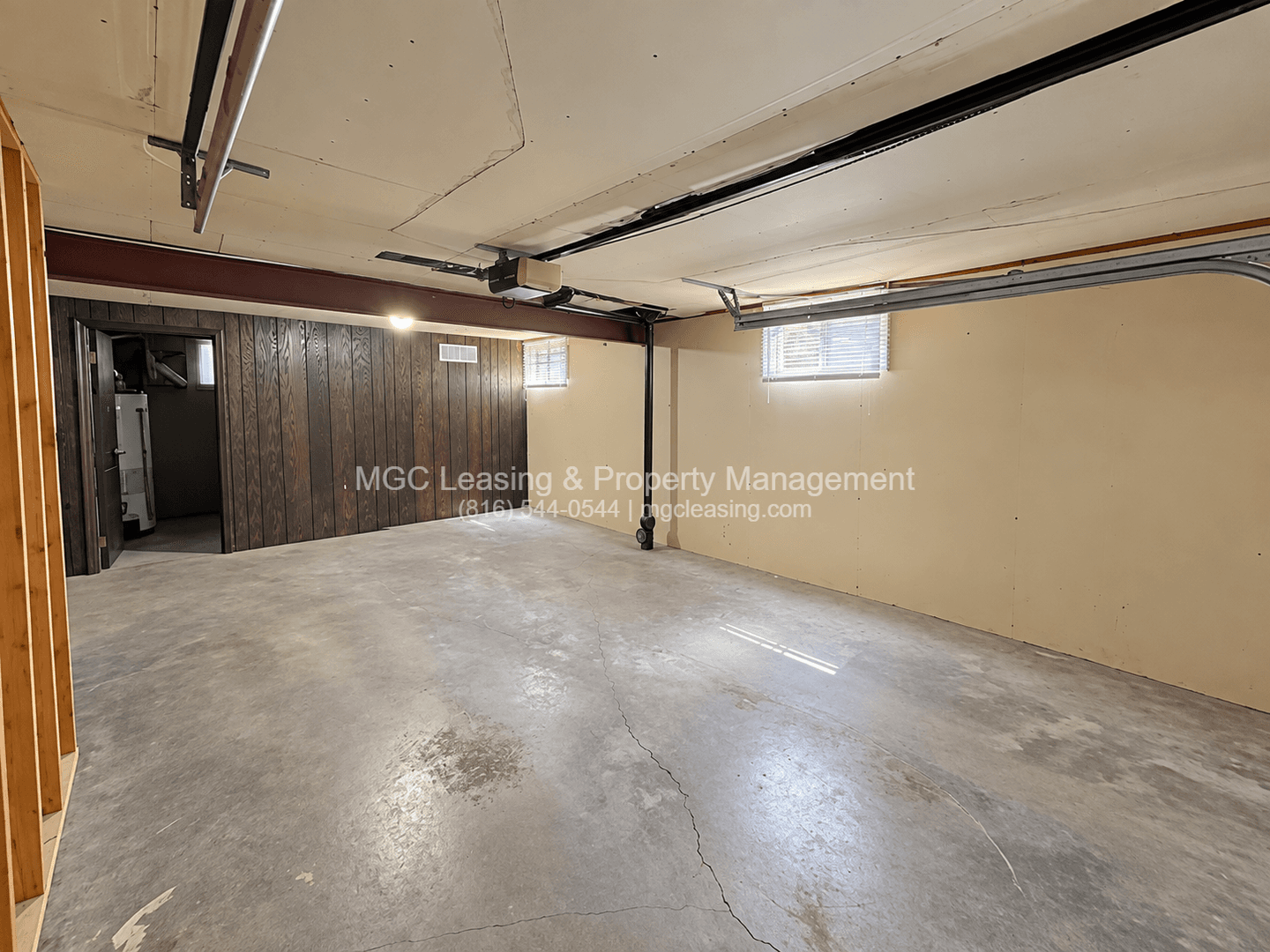 Blue Springs Apartment: 717 NW 6th St Apt A