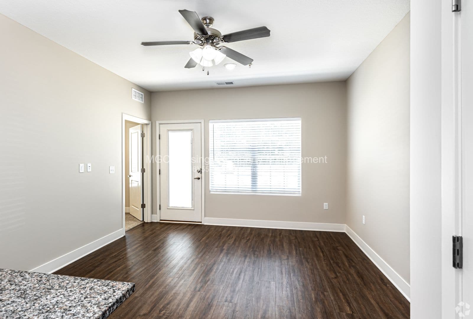 Kansas City Apartment: 5511 NE 80th Ter