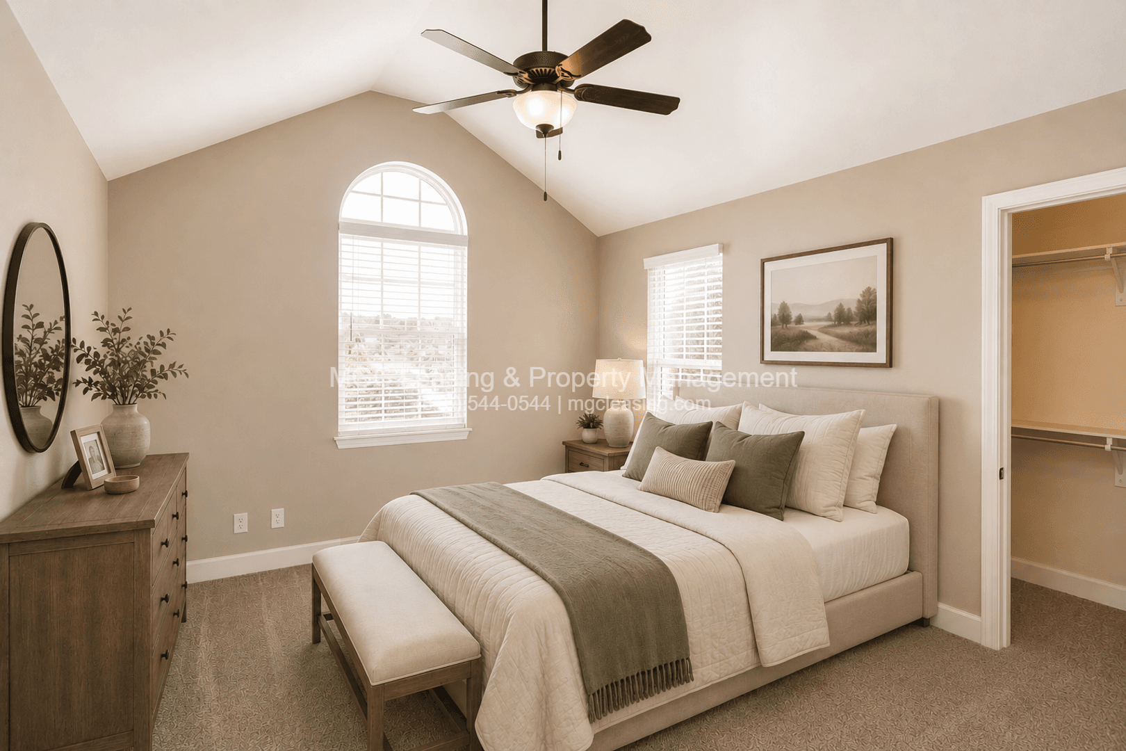 Raymore Townhome: 108-114 Barberry Ln