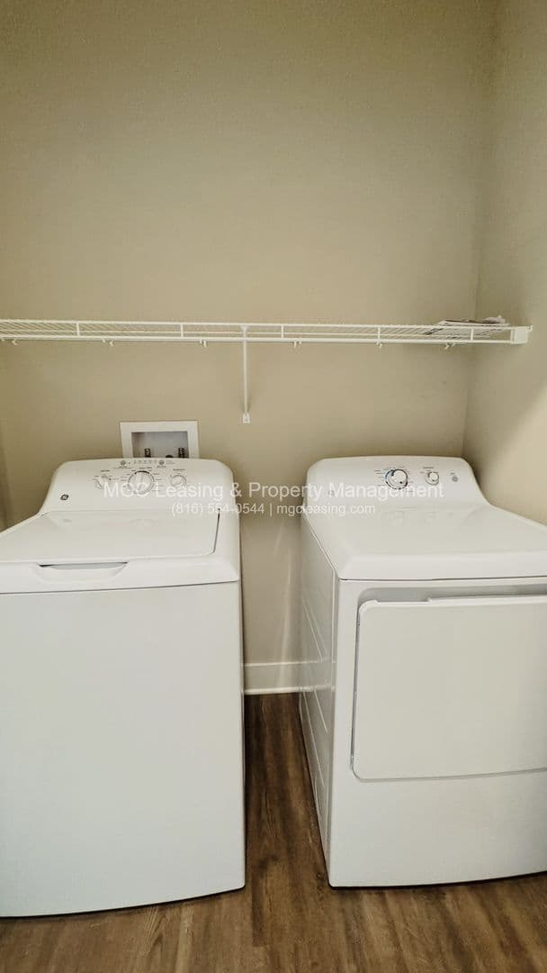 Kansas City Apartment: 5511 NE 80th Ter
