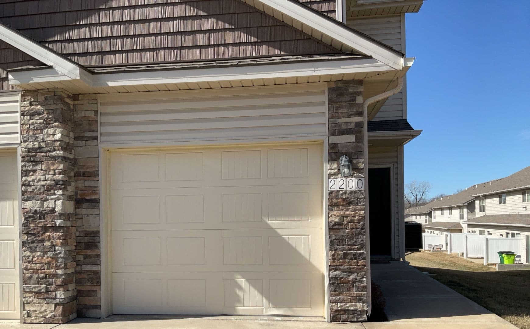 Lees Summit Townhome: 2231-2237 SW Burning Wood Ln