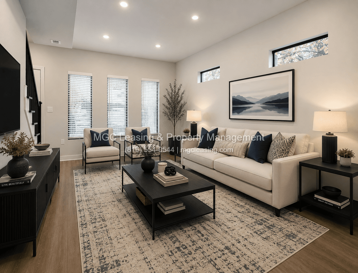 Raymore Apartment: 243-249 Pawpaw Rd