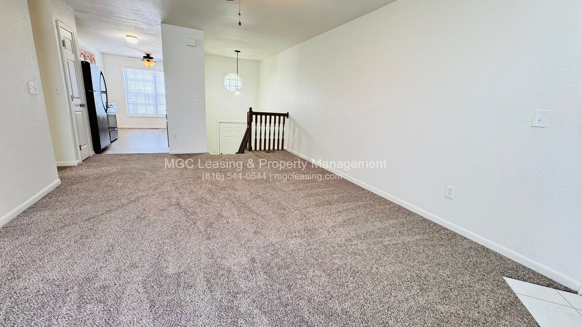 Kansas City Townhome: 5808-5810 NE 42nd St