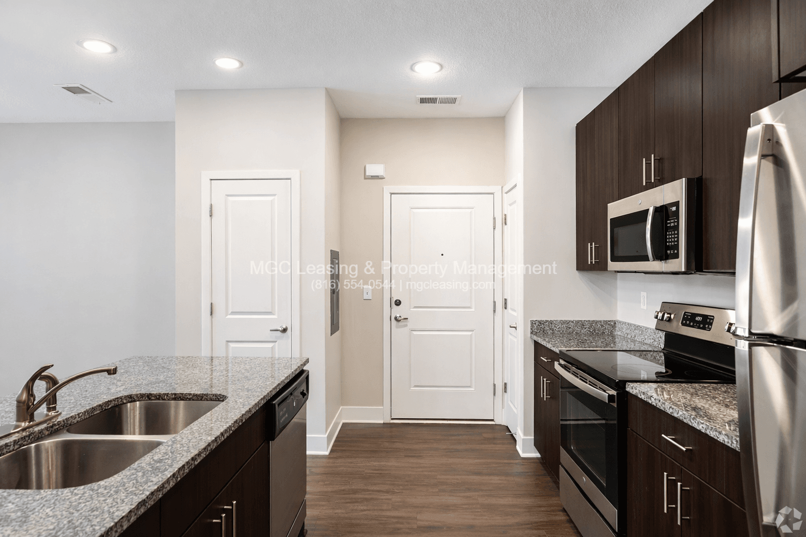 Kansas City Apartment: 5511 NE 80th Ter