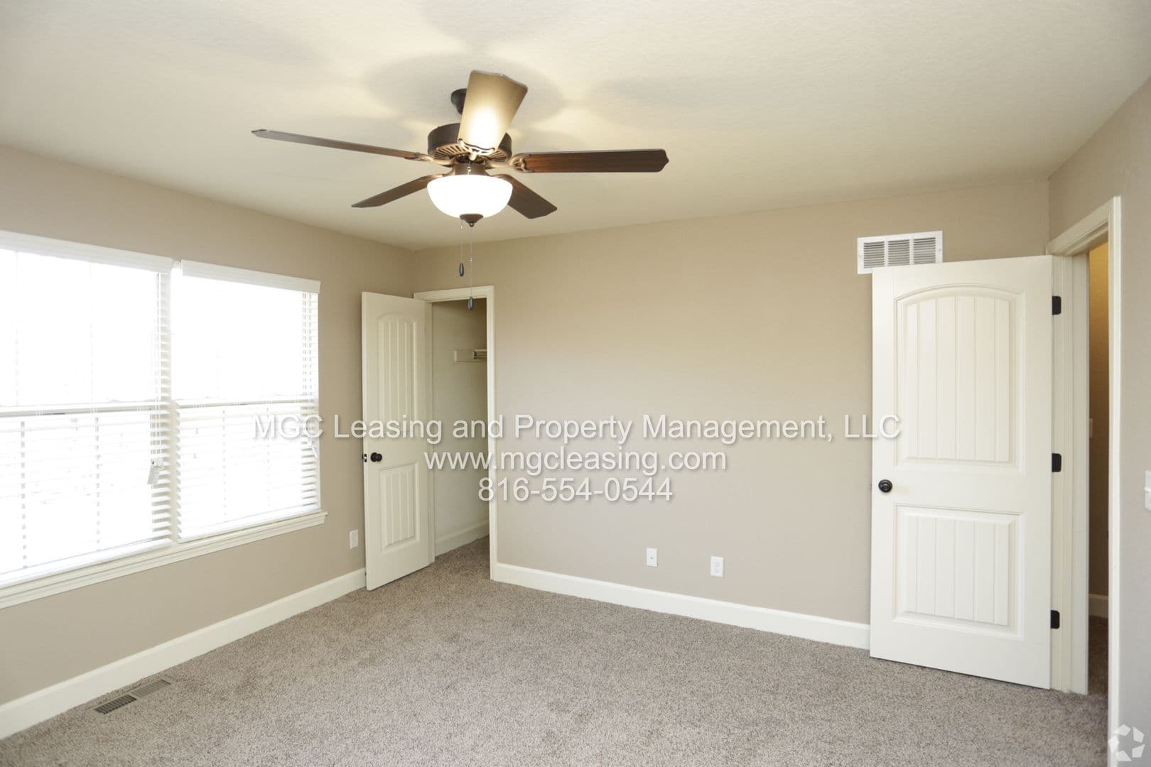 Lees Summit Townhome: 2231-2237 SW Burning Wood Ln