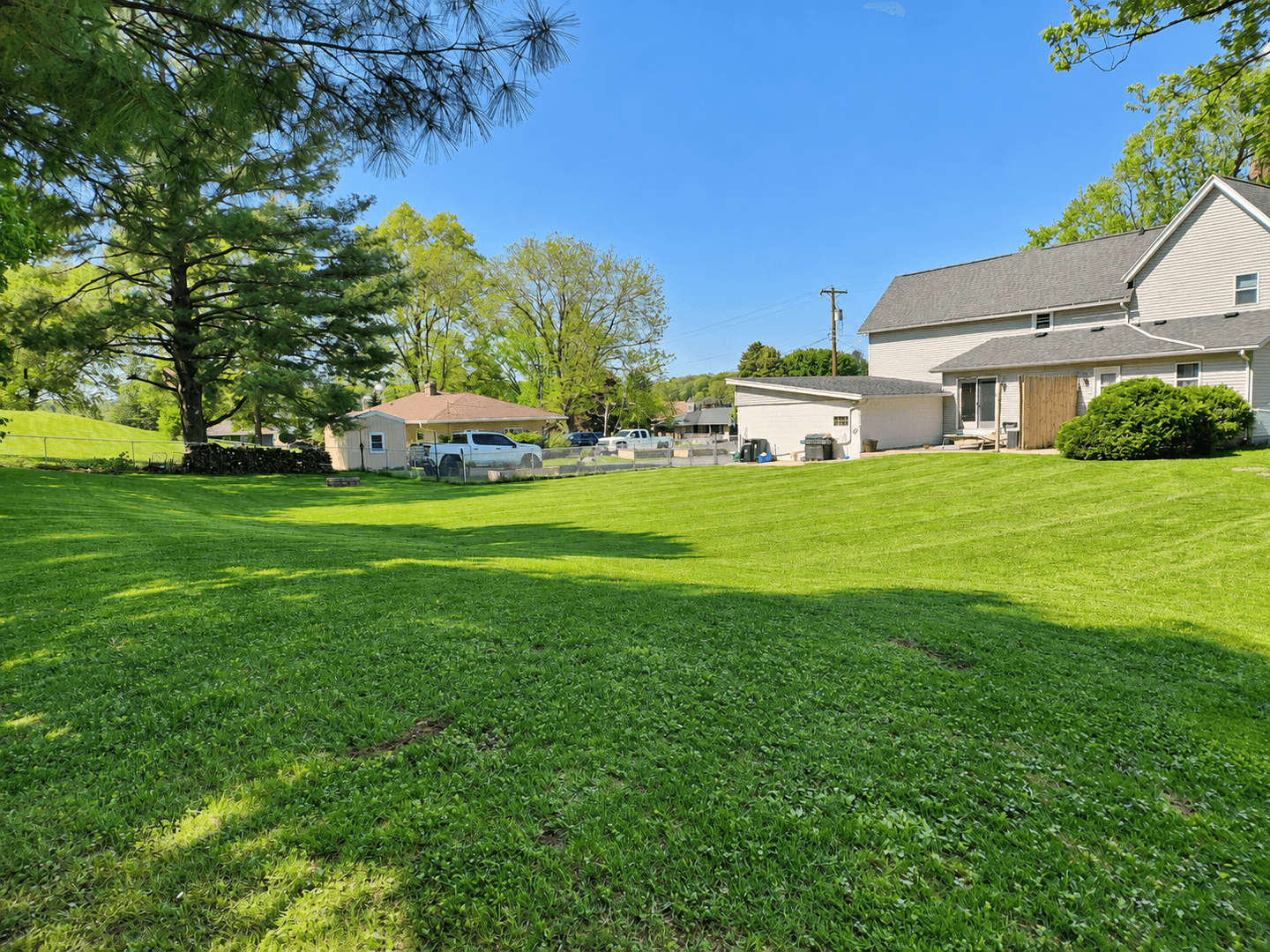 Cross Plains House: 3670 CTH-P