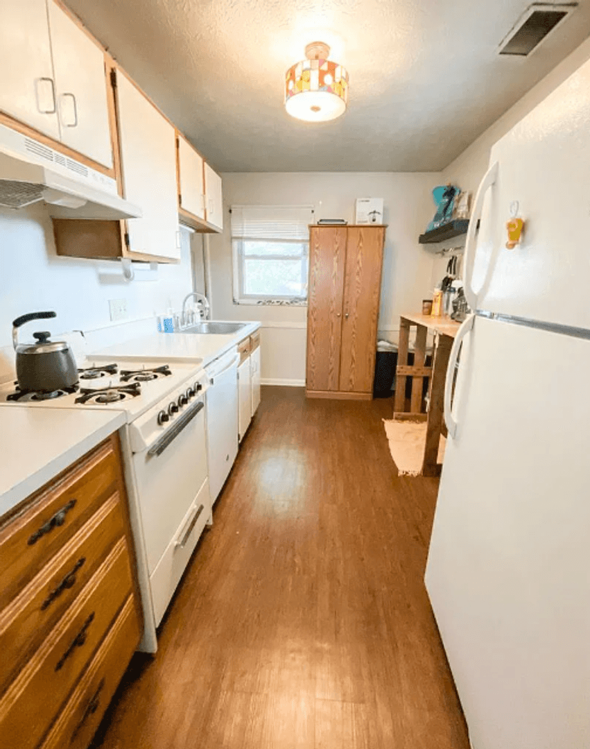 West Lafayette House: 930 Rose Street