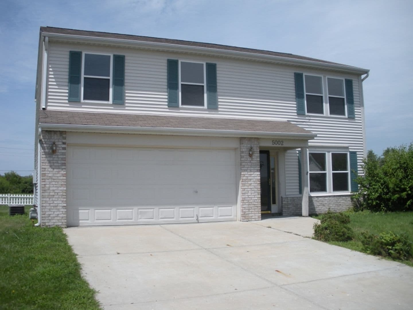 Lafayette House: 5002 Pioneer Drive