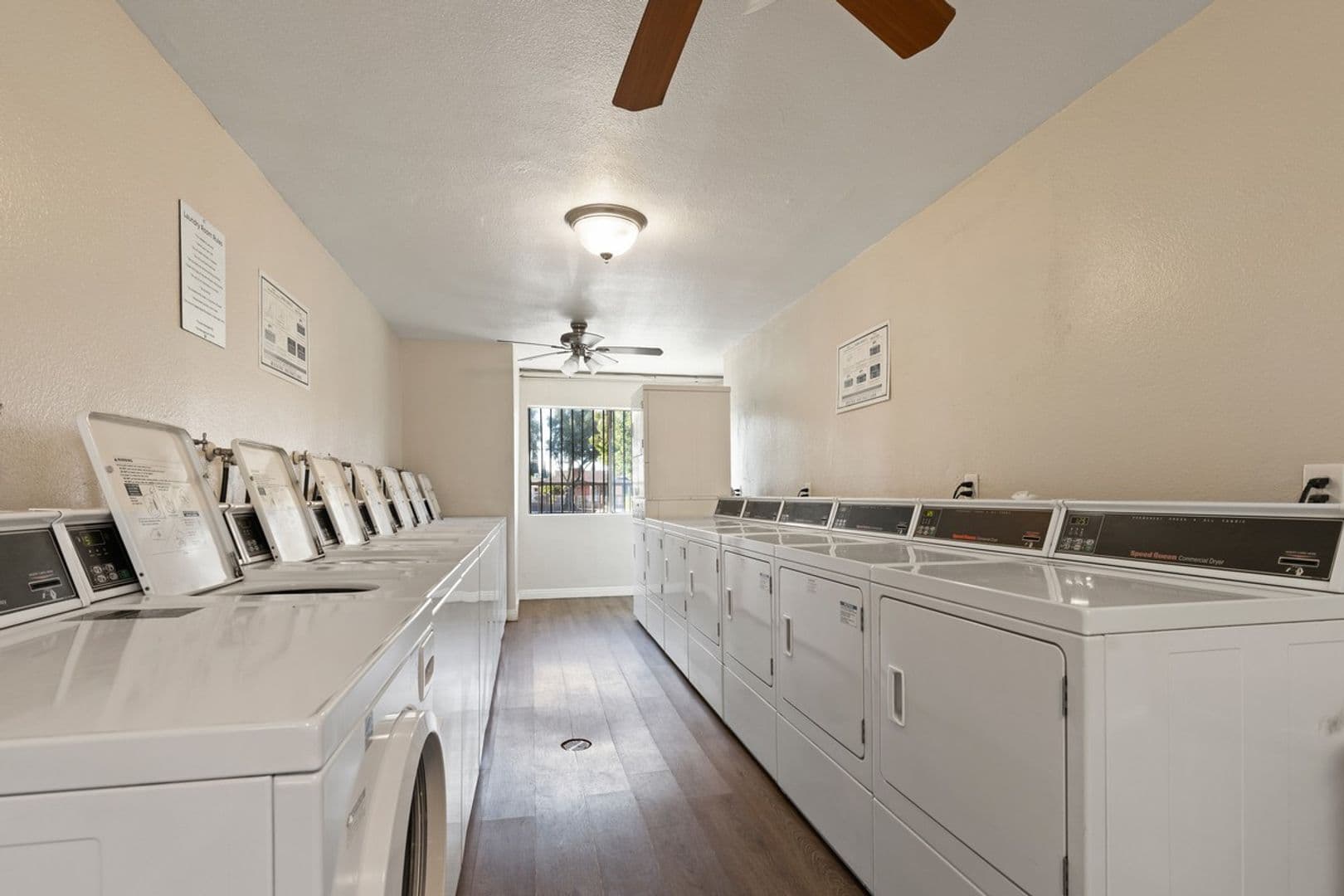 Corona Apartment: 125  N. Buena Vista Ave