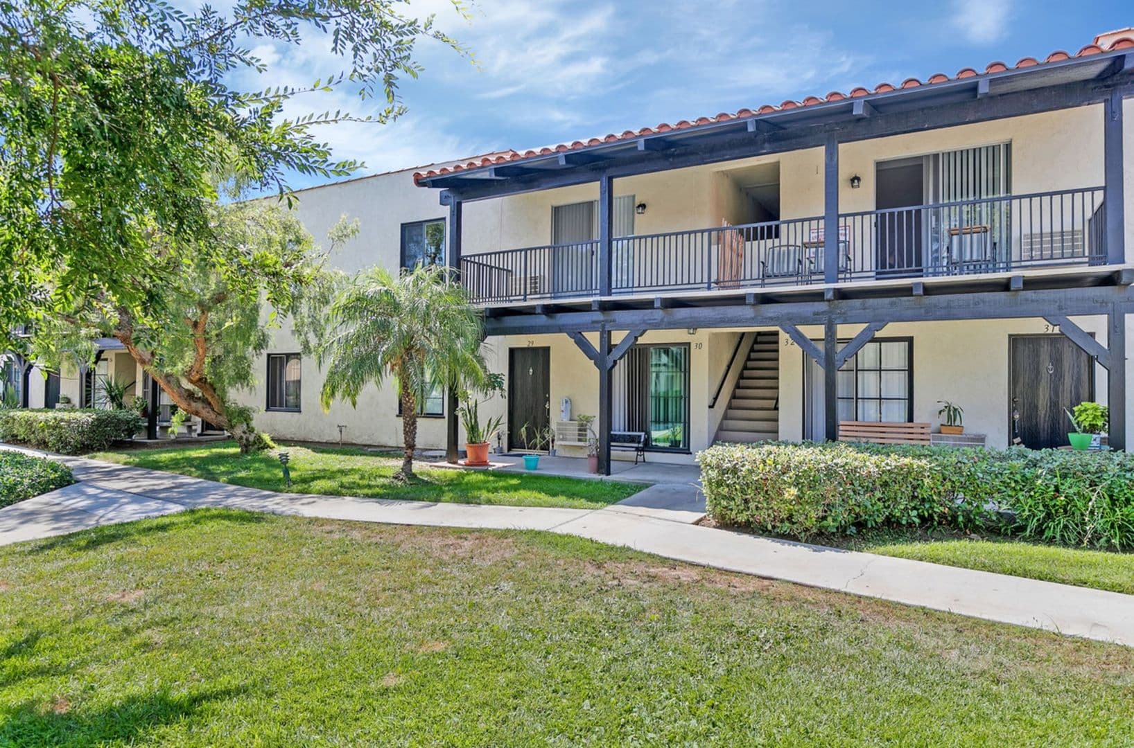Tustin Apartment: 1731 Mitchell Avenue