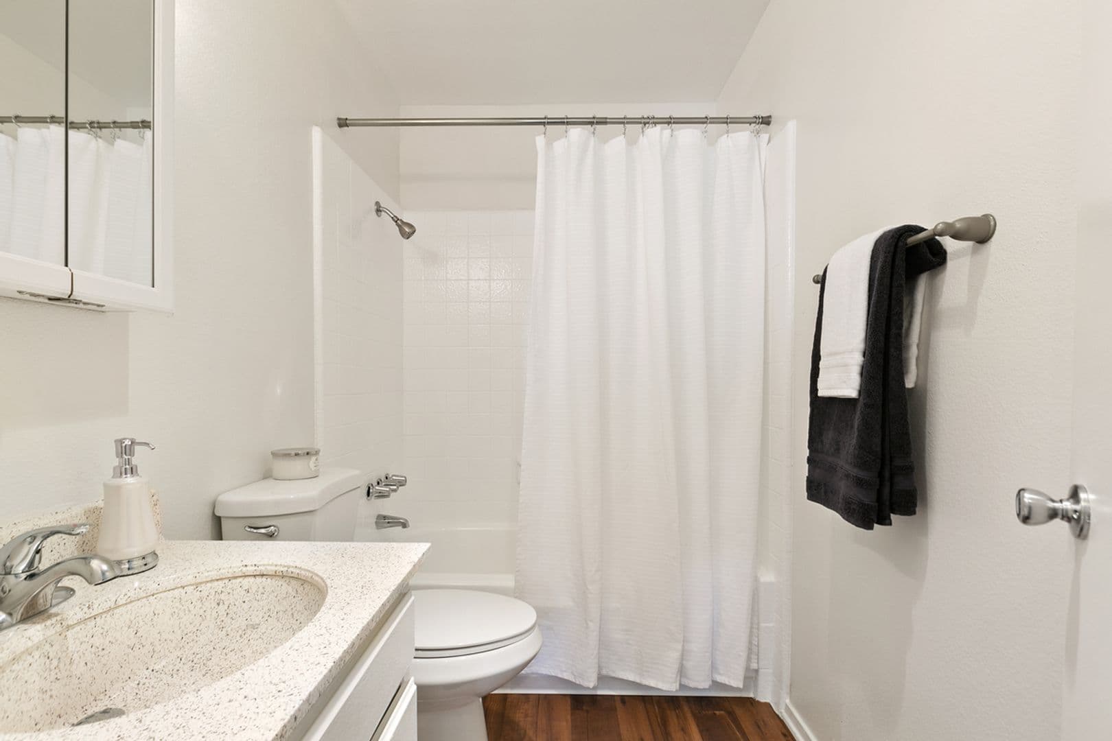 San Pedro Apartment: 515 South Meyler St., 917 & 919 West 5th Street