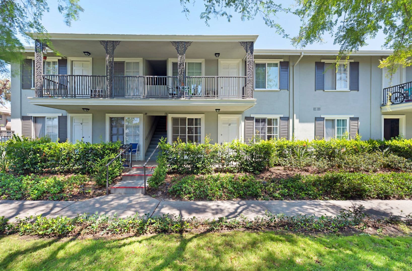 Tustin Apartment: 15610 Tustin Village Way