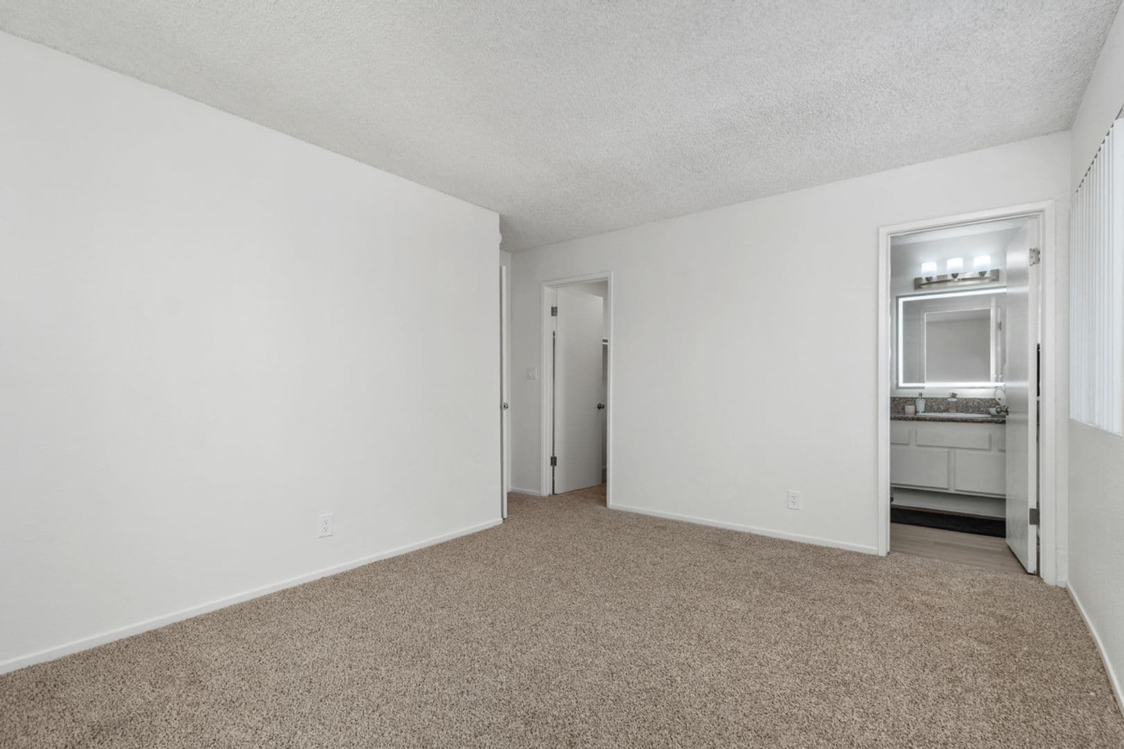 Orange Apartment: 1410-1450 E. Grove Ave. & 1968-2097 N. Lincoln