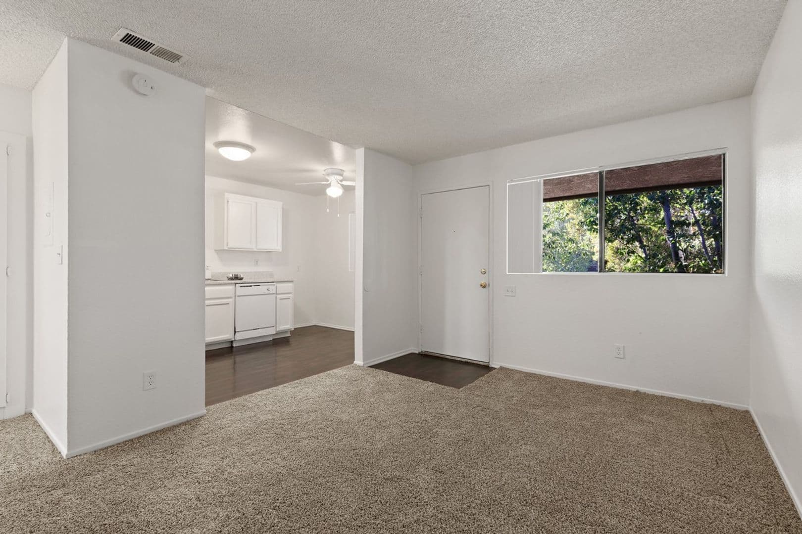 Corona Apartment: 125  N. Buena Vista Ave