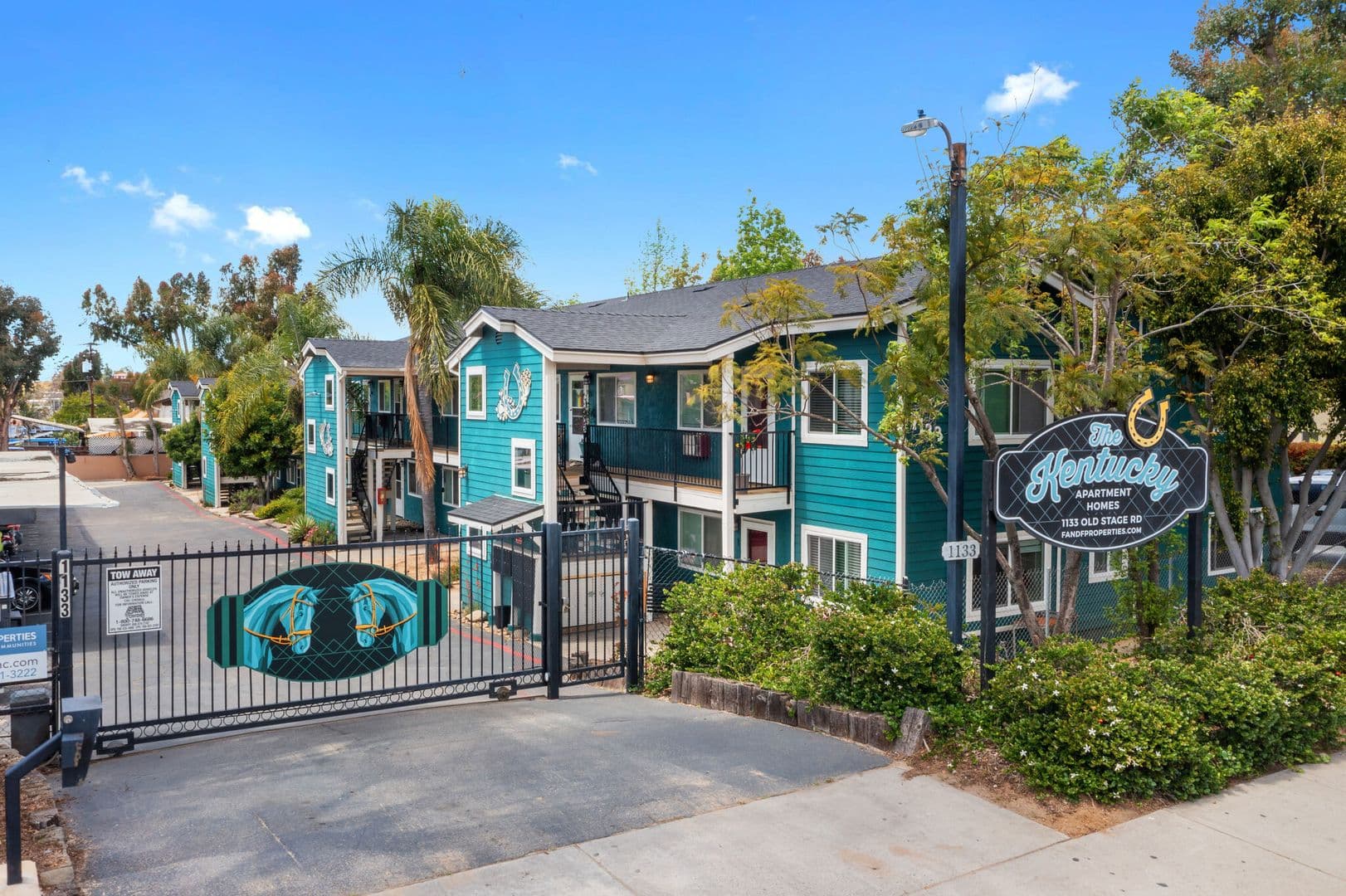 Fallbrook Apartment: 1133 Old Stage Road