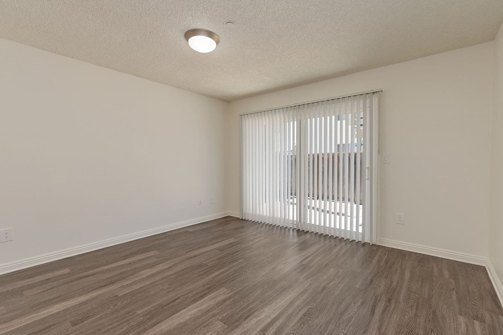 Tustin Apartment: 1651 Mitchell Avenue