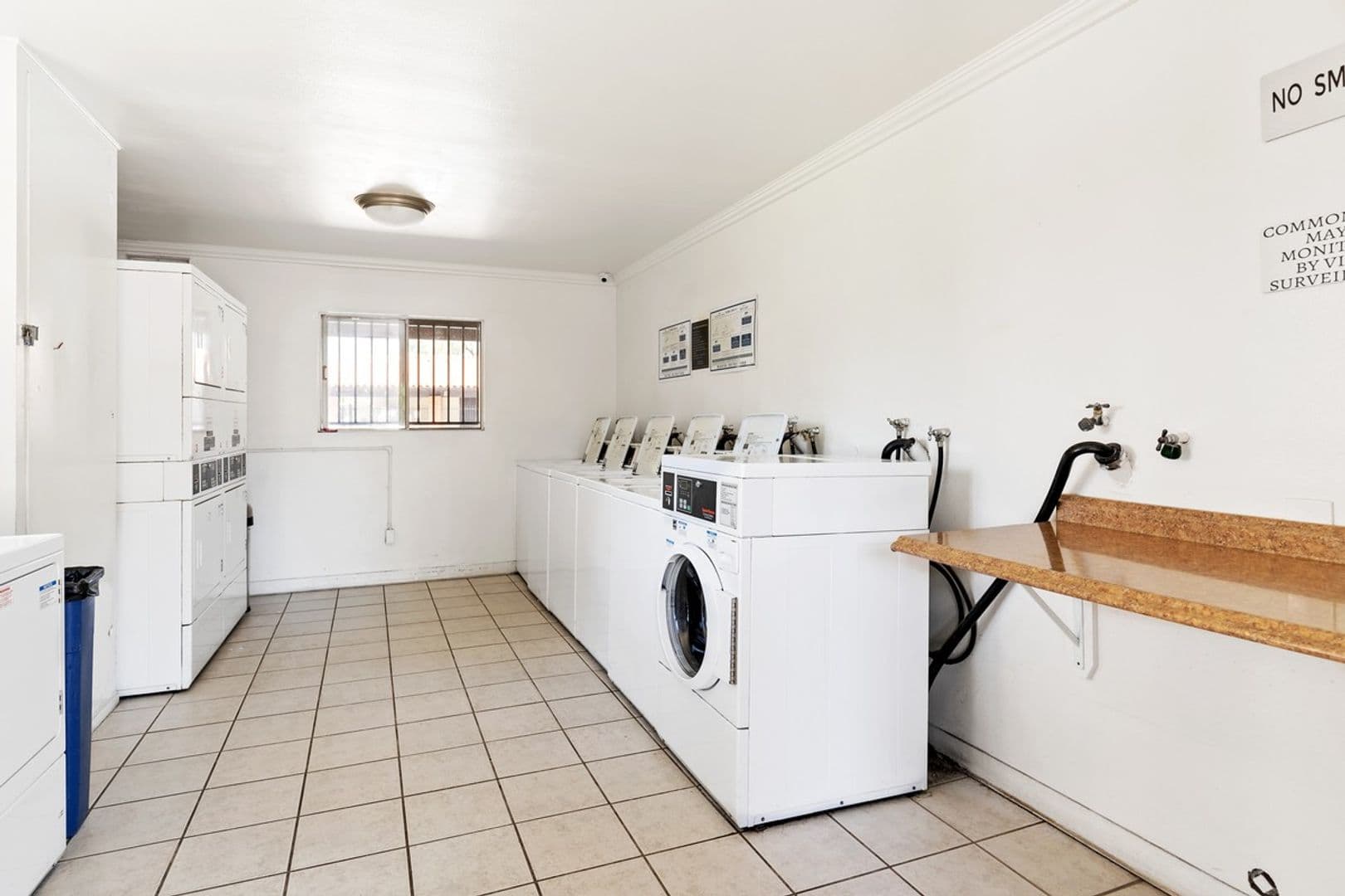 Tustin Apartment: 1731 Mitchell Avenue