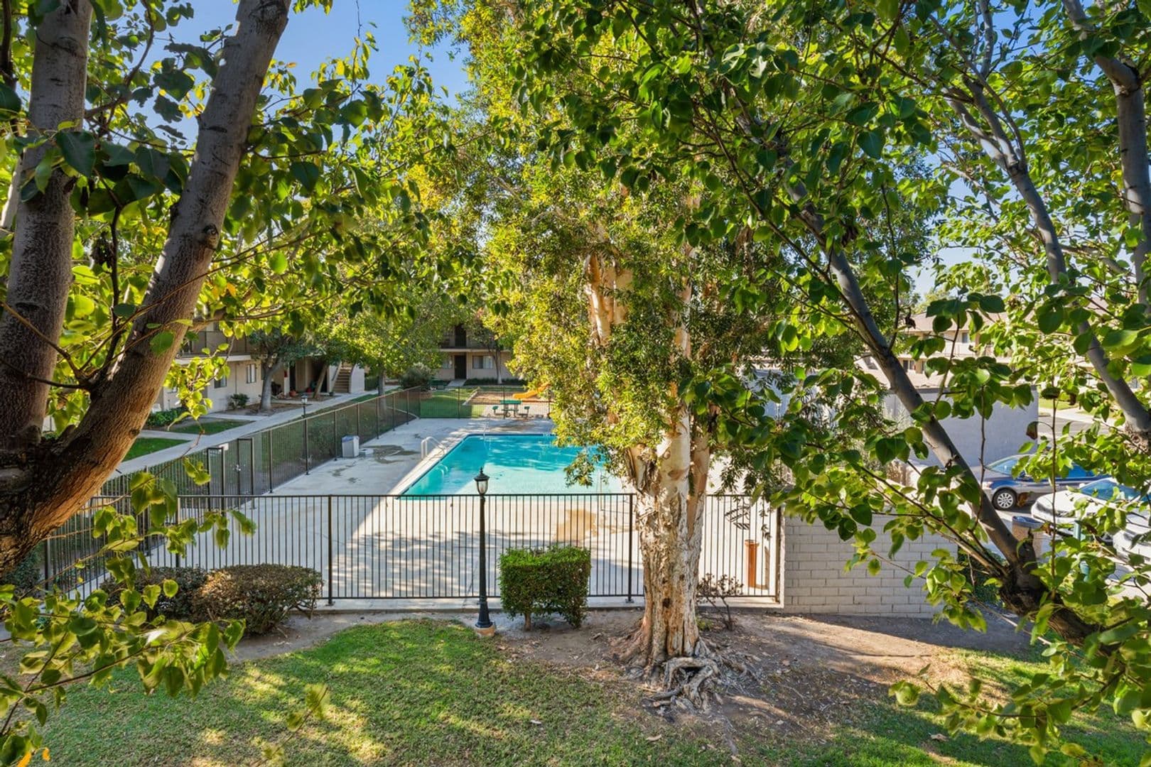 Corona Apartment: 125  N. Buena Vista Ave