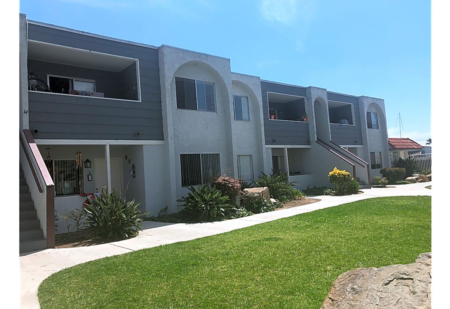 Oceanside Apartment: 266  N.  El Camino Real