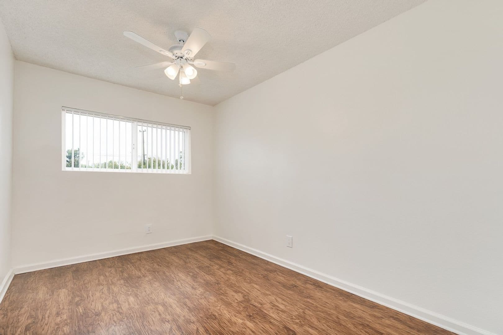 Costa Mesa Apartment: 2244-2250 Canyon Drive