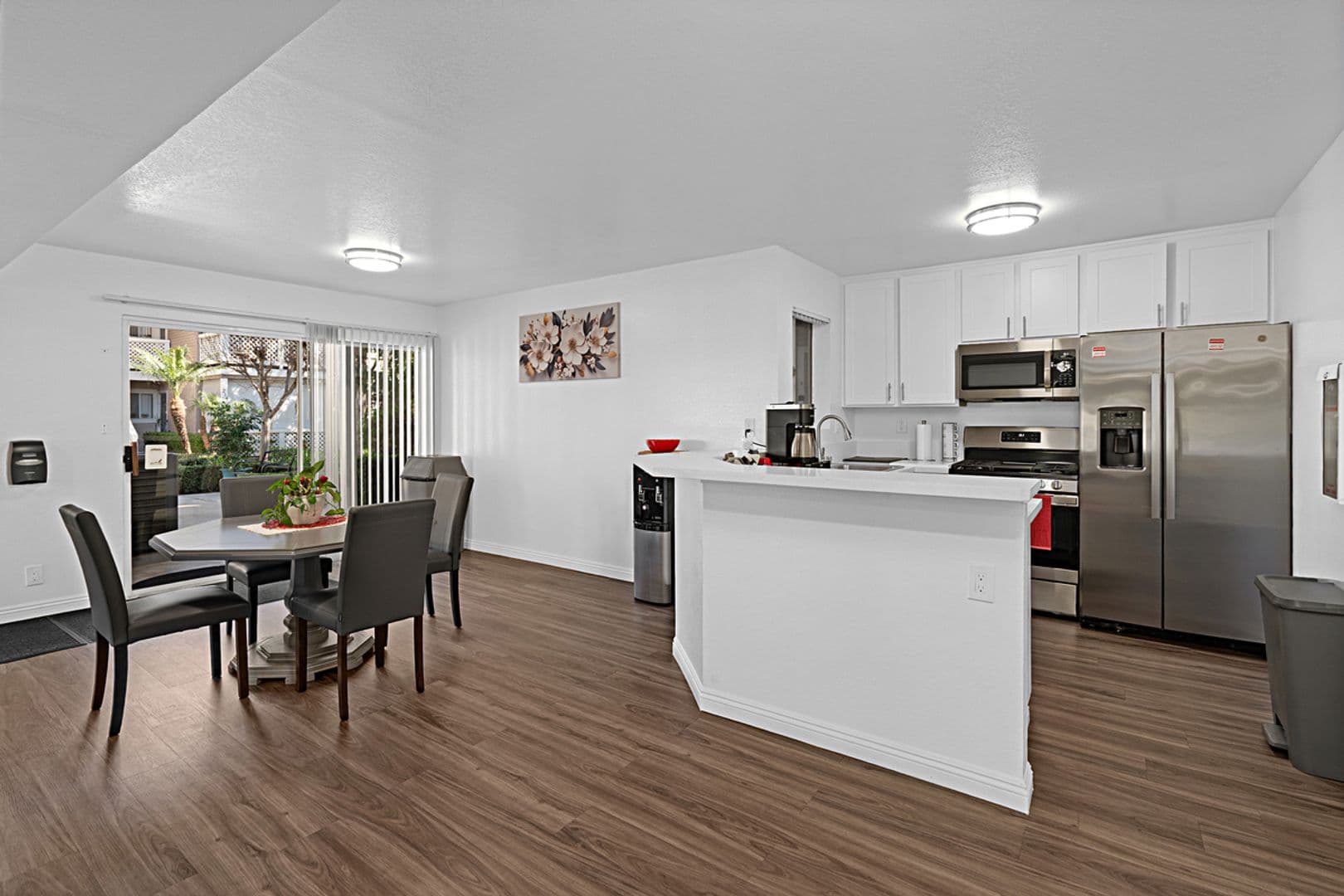 West Covina Apartment: 1805 E Cortez St