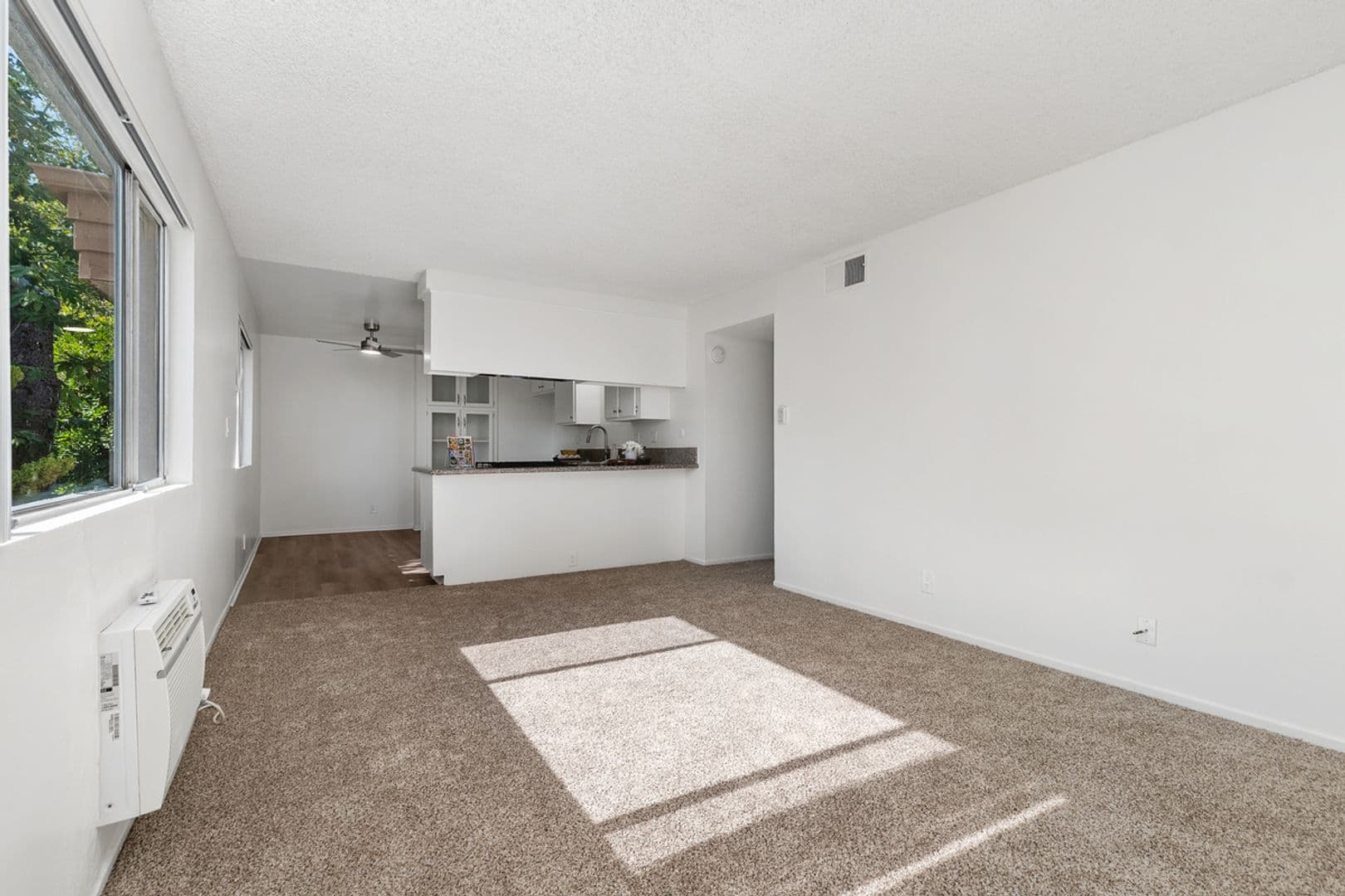 Orange Apartment: 1410-1450 E. Grove Ave. & 1968-2097 N. Lincoln