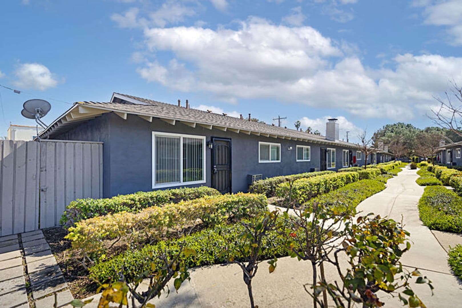 Tustin Apartment: 1651 Mitchell Avenue