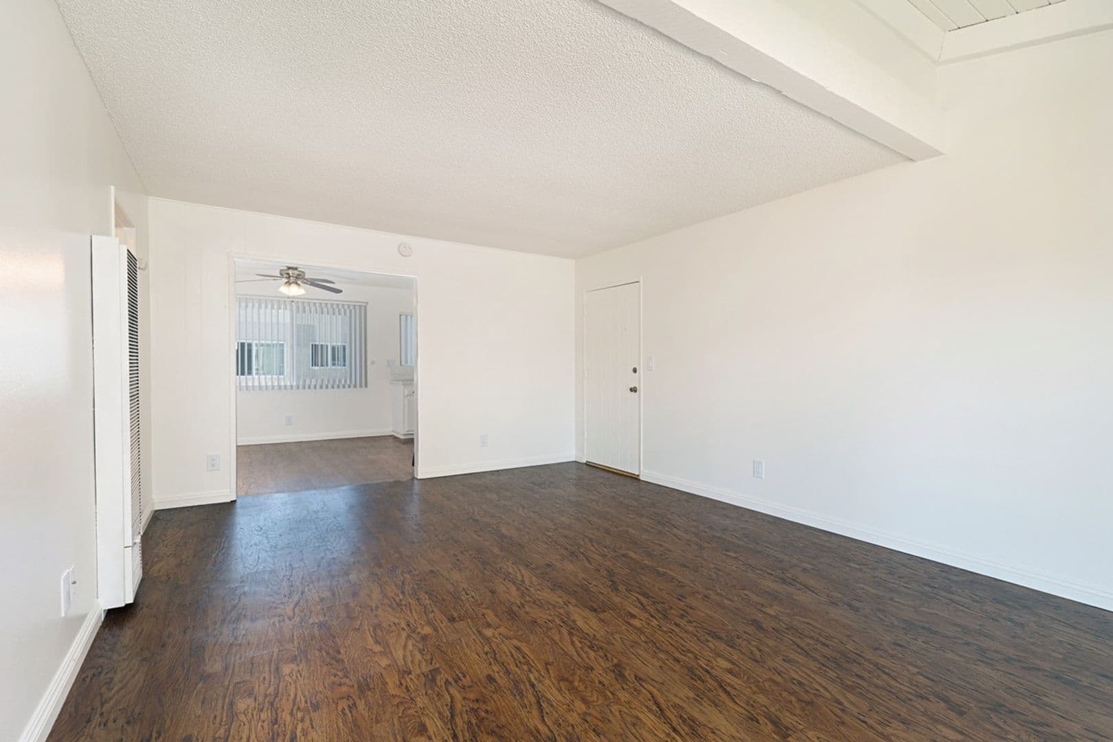 Tustin Apartment: 1731 Mitchell Avenue