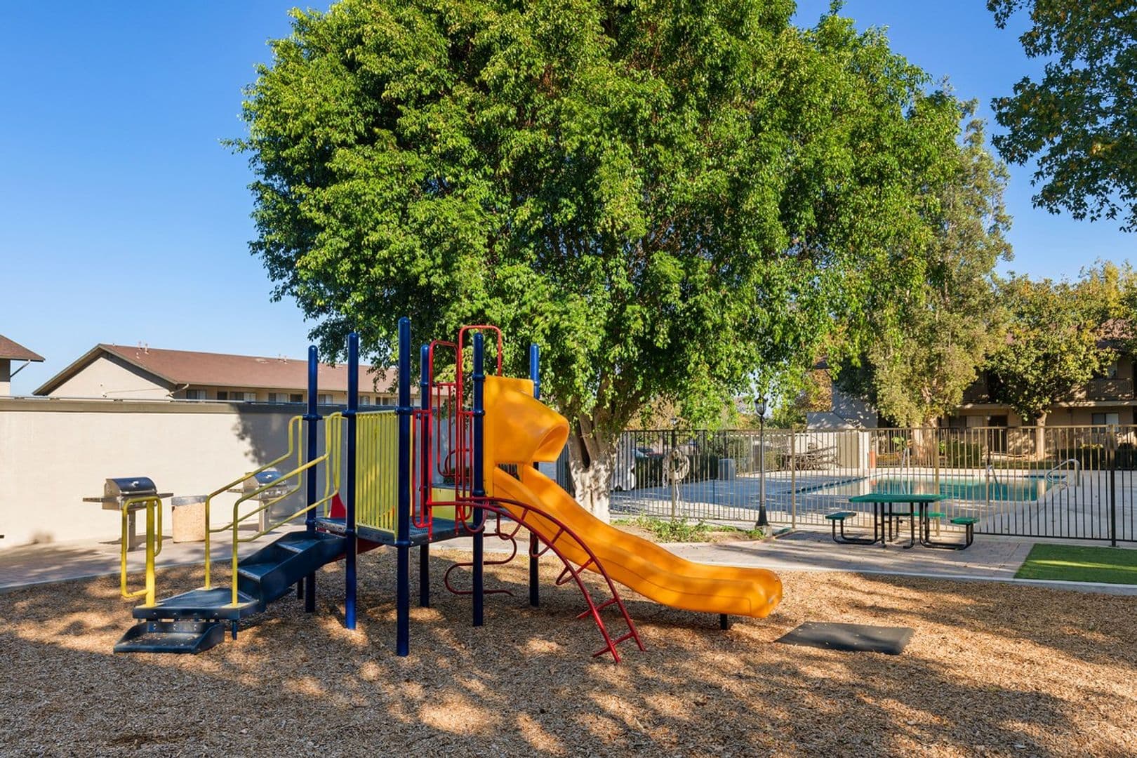 Corona Apartment: 125  N. Buena Vista Ave