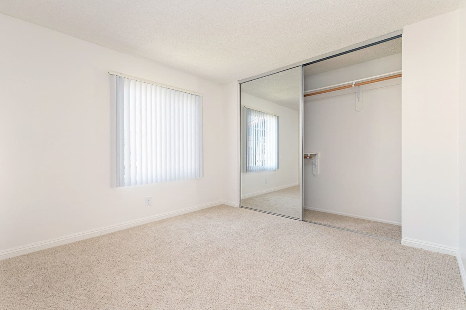 Tustin Apartment: 1731 Mitchell Avenue