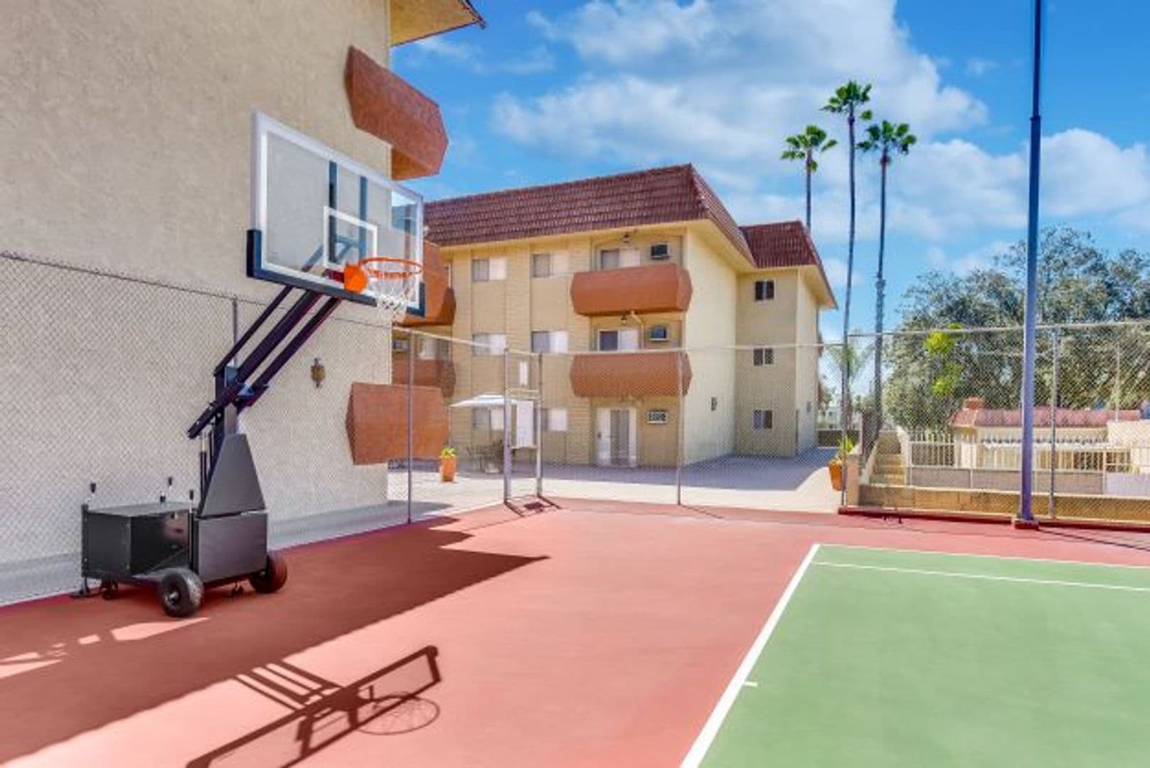 Anaheim Apartment: 1727 W Glenoaks Ave., 1724 W Catalpa Ave
