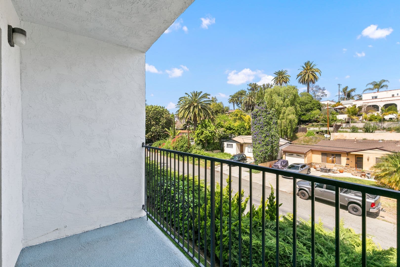 San Pedro Apartment: 515 South Meyler St., 917 & 919 West 5th Street