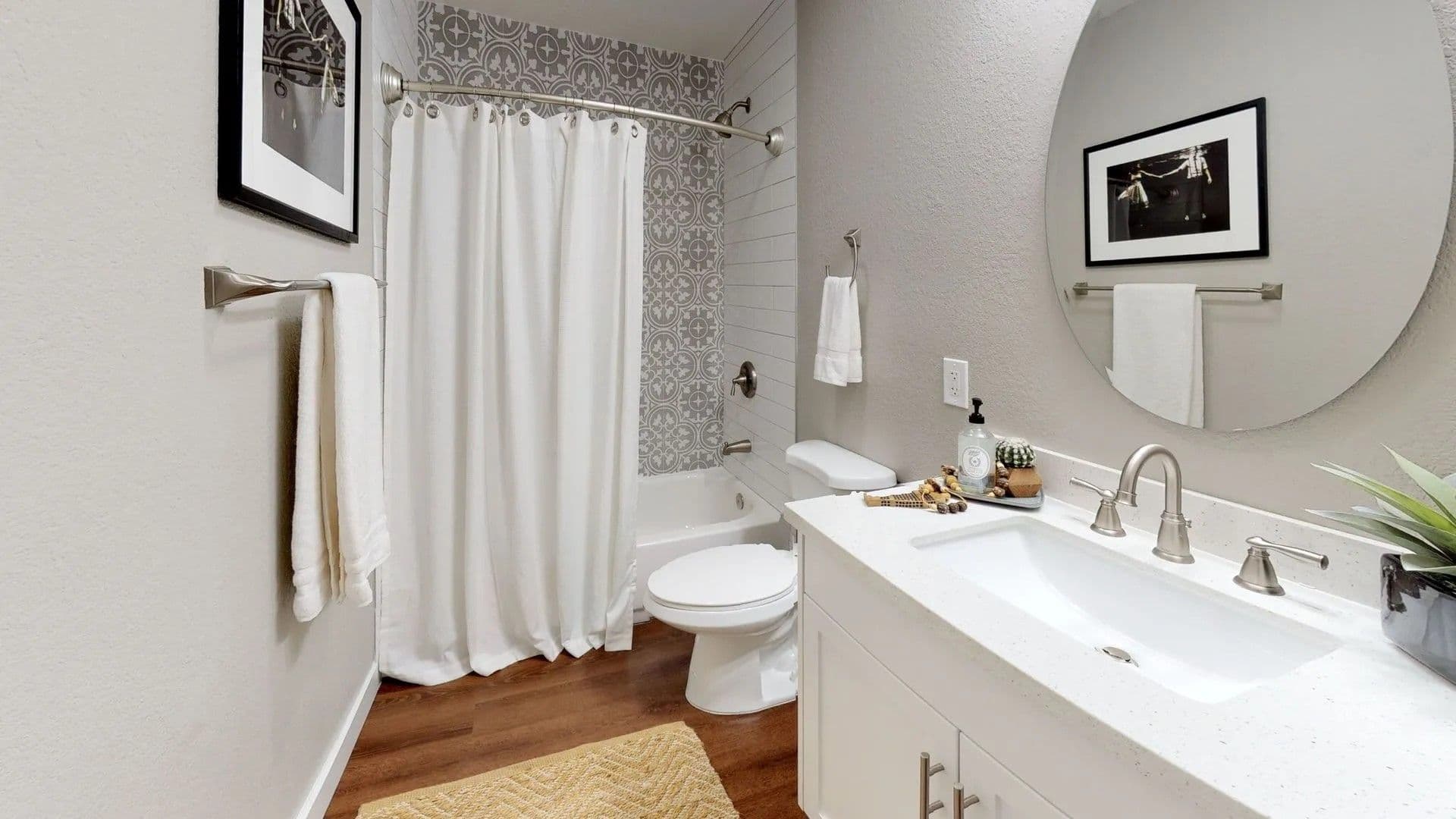 Fallbrook Apartment: 1133 Old Stage Road