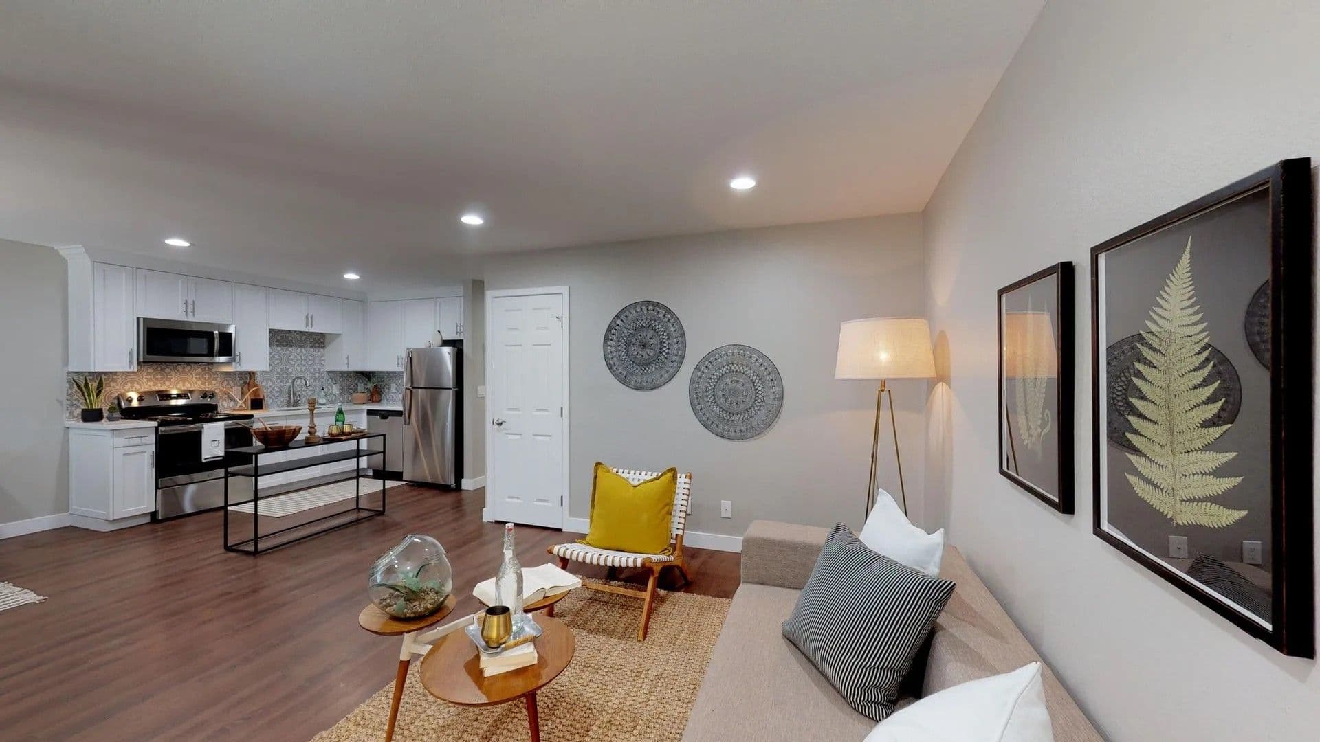 Fallbrook Apartment: 1133 Old Stage Road