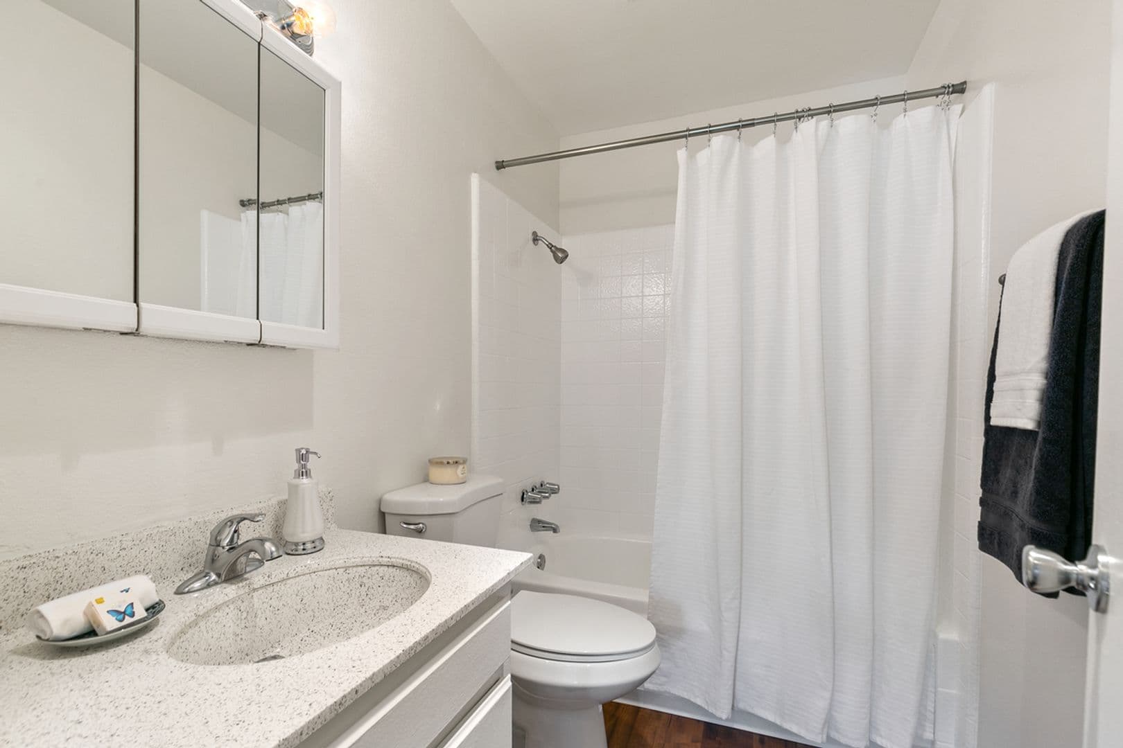 San Pedro Apartment: 515 South Meyler St., 917 & 919 West 5th Street