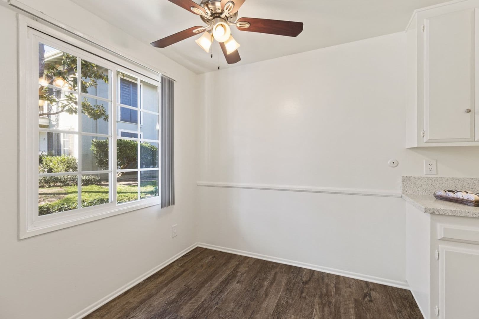 Tustin Apartment: 15610 Tustin Village Way