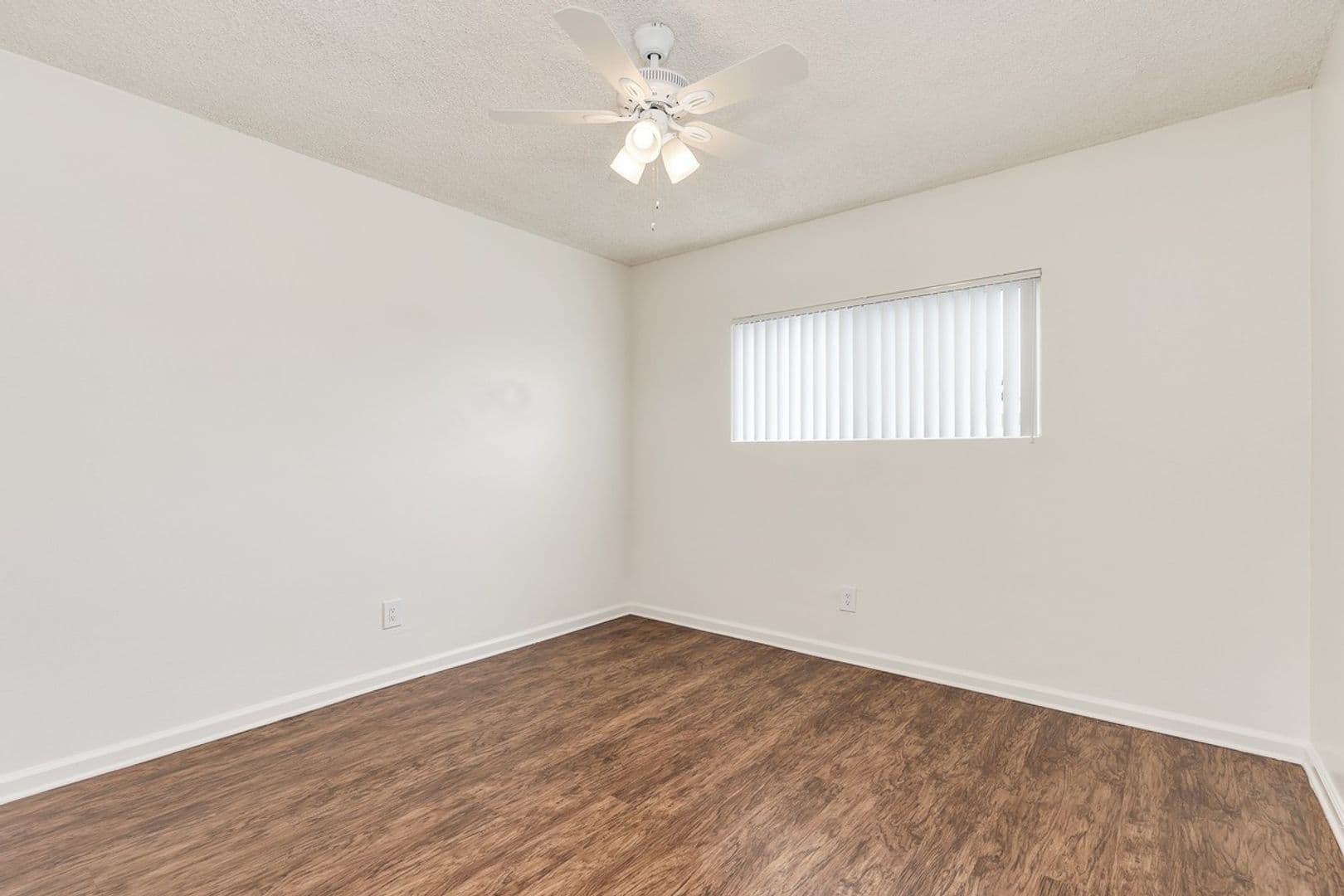 Costa Mesa Apartment: 2244-2250 Canyon Drive