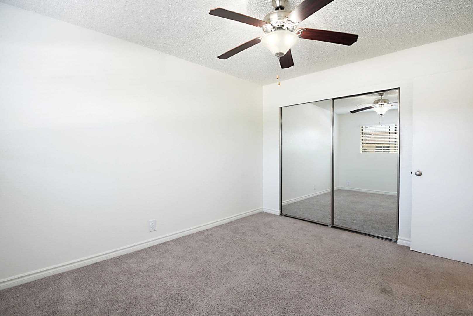 Bellflower Apartment: 15719 Eucalyptus Avenue
