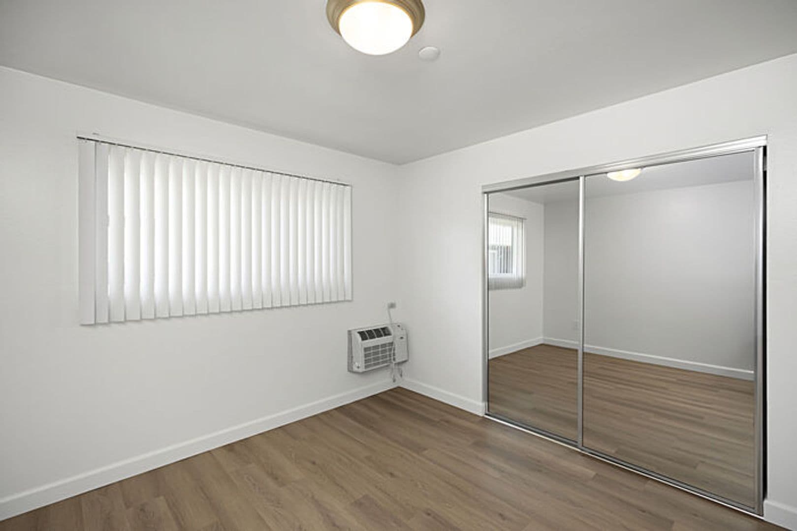 Tustin Apartment: 1651 Mitchell Avenue