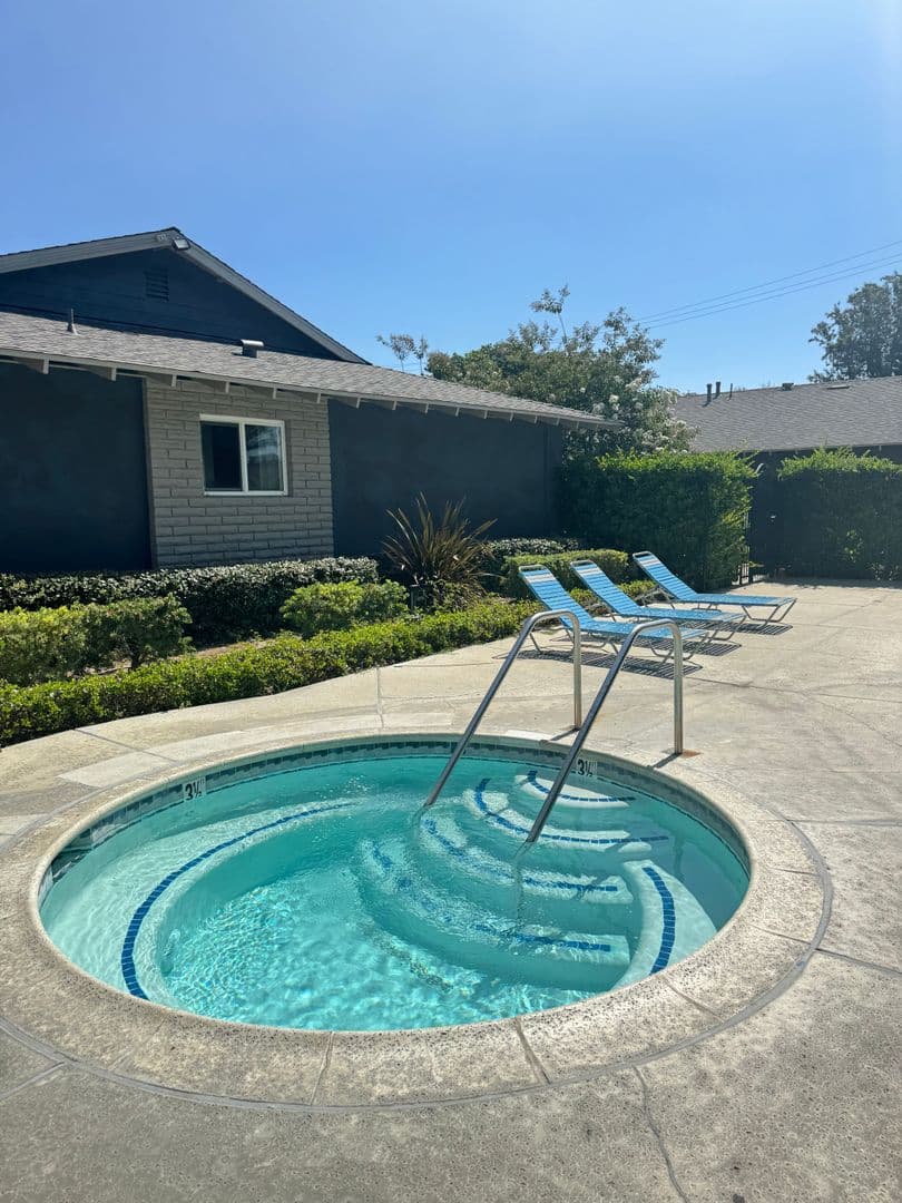 Tustin Apartment: 1651 Mitchell Avenue
