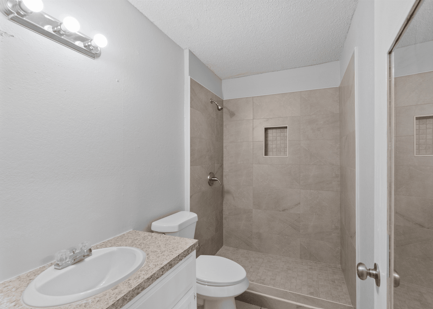Edinburg Apartment: 1701 W. McIntyre