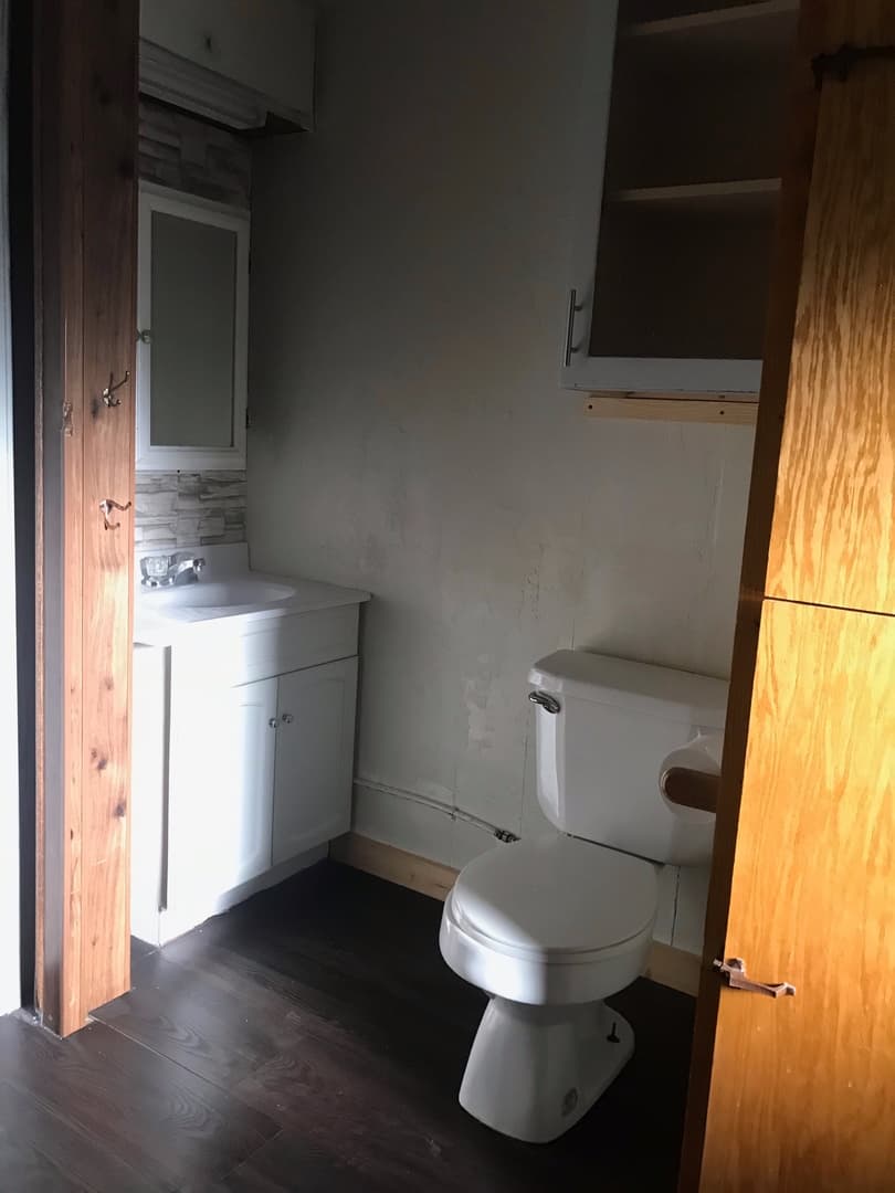 Havre Apartment: 10 Ninth Ave NW