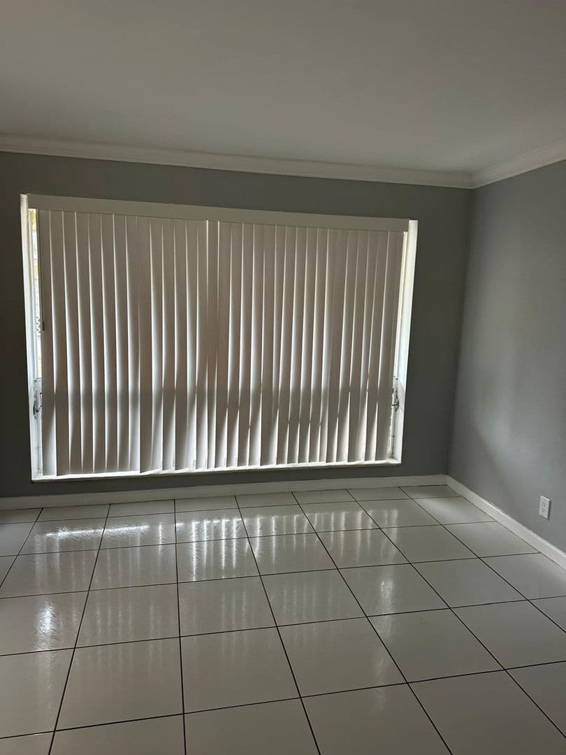 Hollywood Apartment: 3604 Taylor St