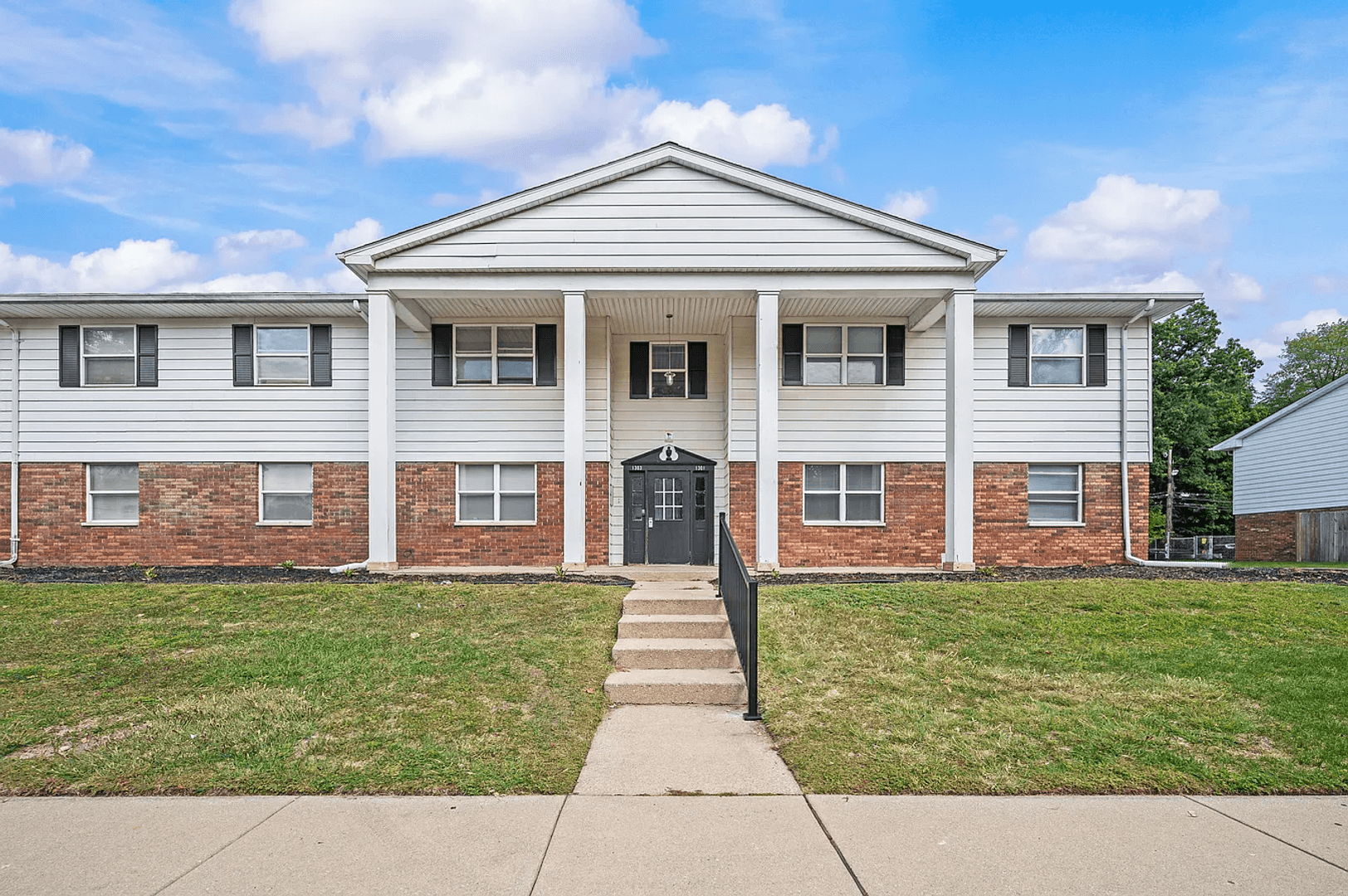 South Bend Apartment: 1251 Kinyon St.,